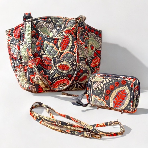 Vera Bradley Set of Glenna Shoulder Bag & Crossbody Wallet in Nomadic Flora GUC - Picture 1 of 16